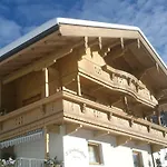 Spitaler Unterkofler Apartamento